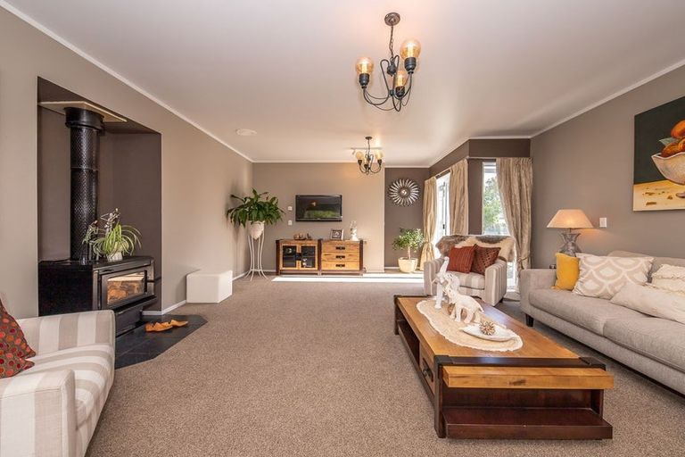 Photo of property in 22 Queen Street, Westport, 7825