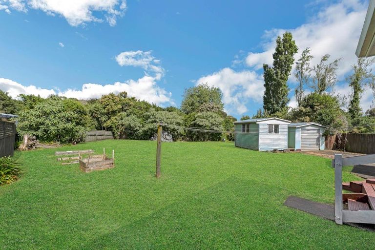 Photo of property in 16 Bruce Place, Papatoetoe, Auckland, 2025