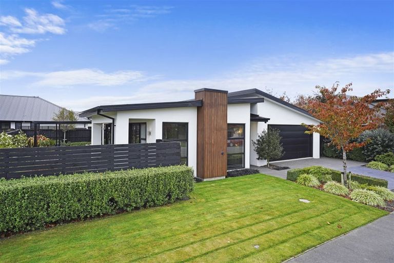Photo of property in 116 Bibiana Street, Aidanfield, Christchurch, 8025