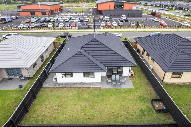 Photo of property in 34 Eileen Way, Rolleston, 7615