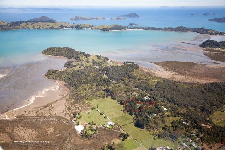 Photo of property in 445 Preeces Point Road, Preece Point, Coromandel, 3506
