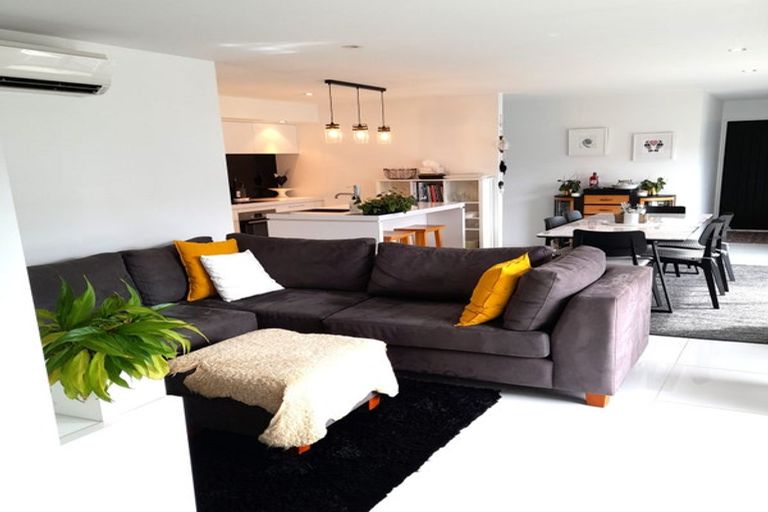 Photo of property in 10 Kawakawa Street, Pegasus, 7612