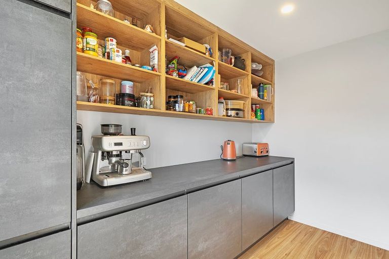 Photo of property in 4 Roles Way, Rolleston, 7615