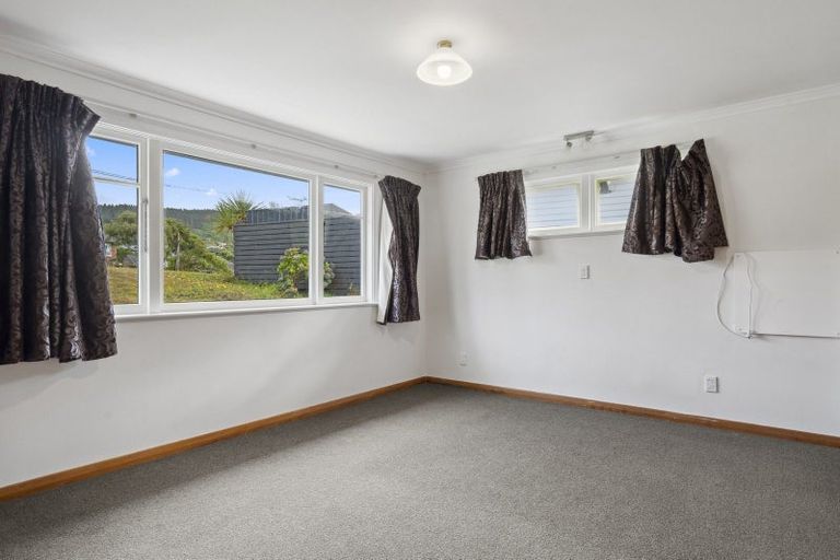 Photo of property in 19 Mascot Street, Tawa, Wellington, 5028