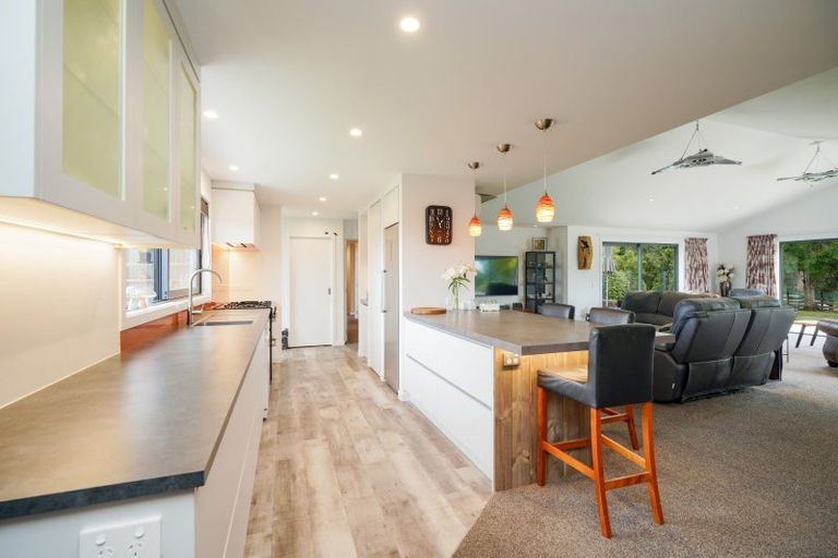 Photo of property in 224 Mill Road South, Seaward Bush, Invercargill, 9871