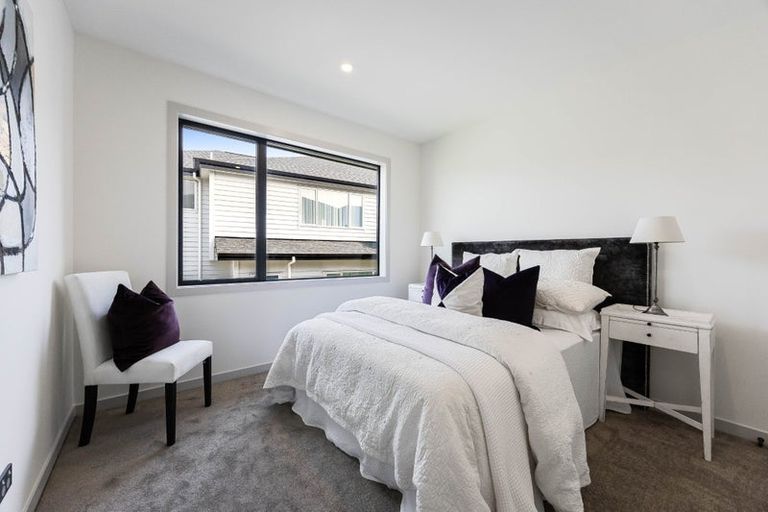 Photo of property in 32 Grut Greens, Silverdale, 0932