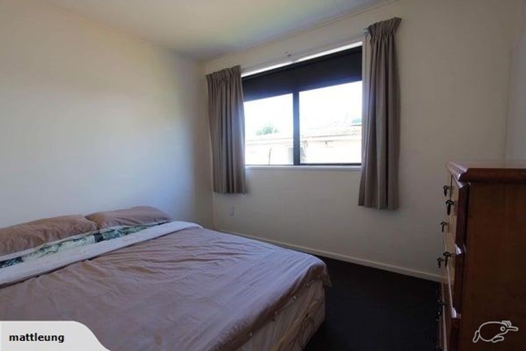 Photo of property in 92 Russell Street, Palmerston North, 4414