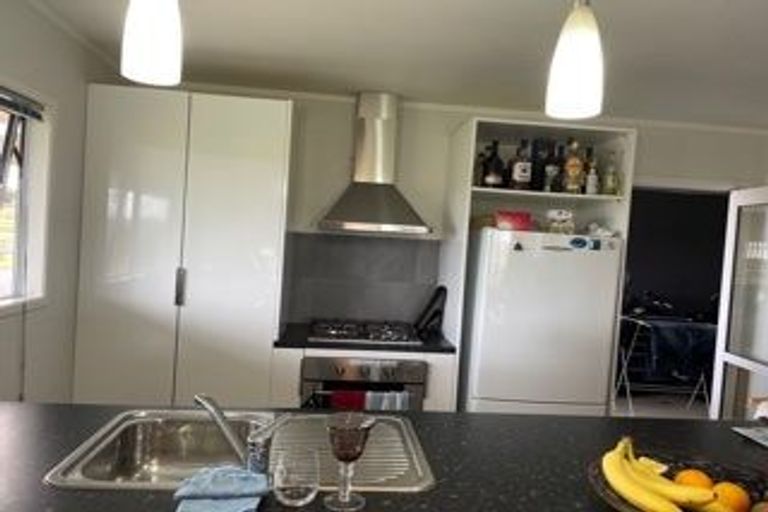 Photo of property in 35 Whatapaka Road, Karaka, Papakura, 2580