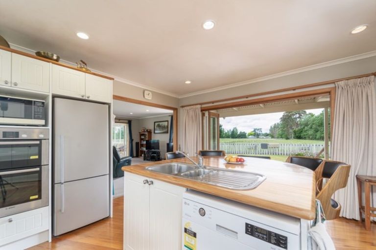Photo of property in 120 Kibblewhite Road, Matahiwi, Masterton, 5888