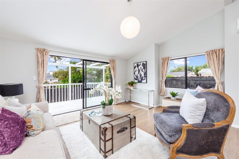 Photo of property in 1/11 Brookfield Road, Te Atatu Peninsula, Auckland, 0610