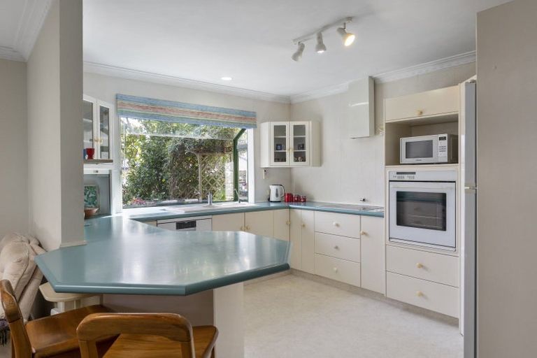 Photo of property in 1/9 Astelia Way, Waipahihi, Taupo, 3330