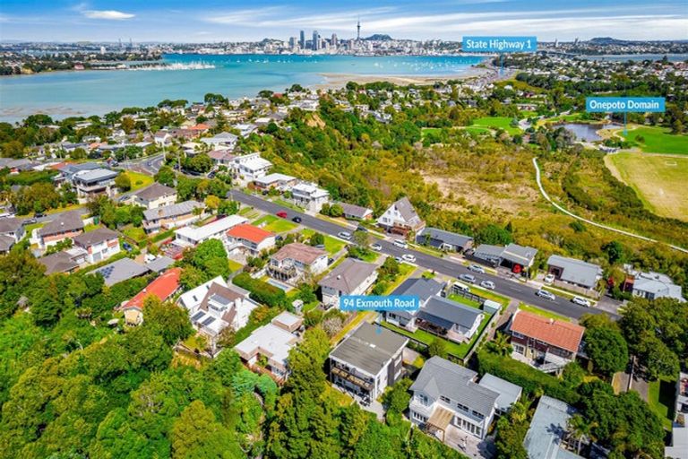 Photo of property in 94 Exmouth Road, Northcote, Auckland, 0627