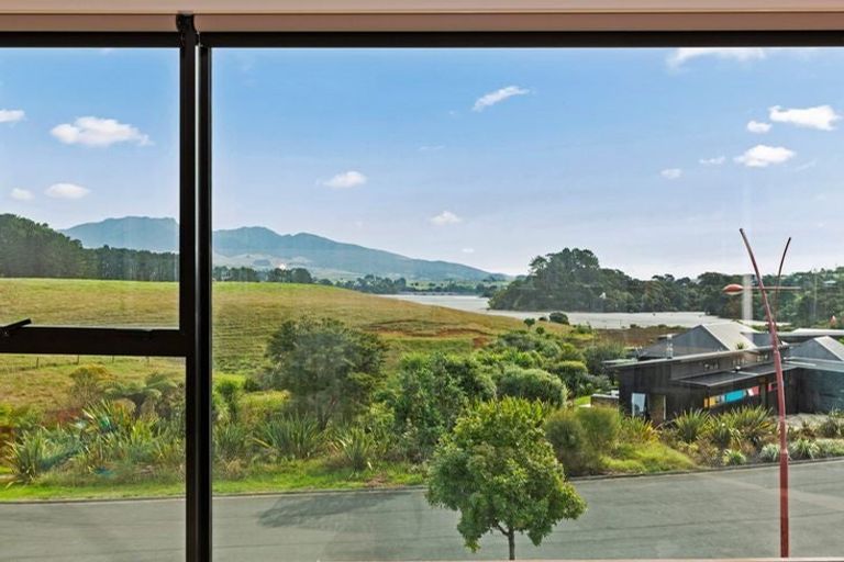 Photo of property in 36 Robertson Street, Raglan, 3225