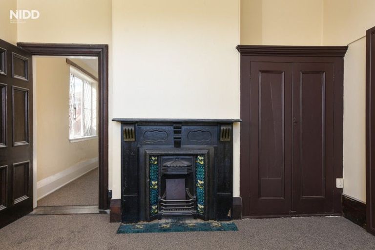 Photo of property in 131 Macandrew Road, South Dunedin, Dunedin, 9012