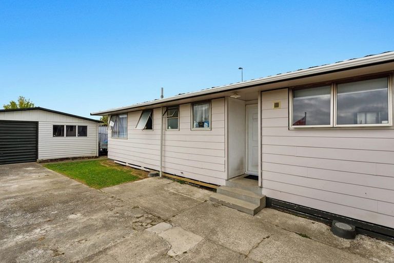 Photo of property in 15 Matipo Place, Edgecumbe, 3120