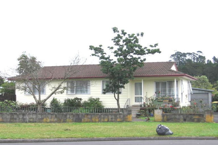 Photo of property in 16 Elvira Place, Ranui, Auckland, 0612