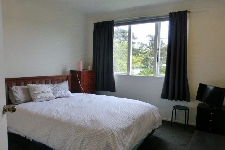 Photo of property in 79a Pleasant Road, Glen Eden, Auckland, 0602
