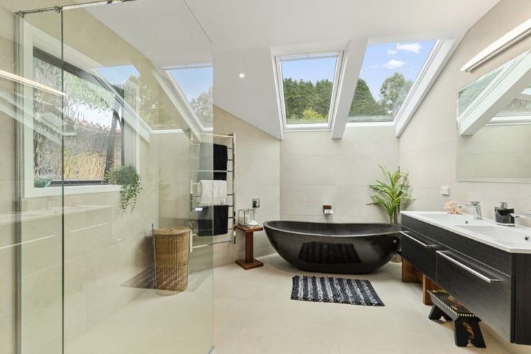 Photo of property in 959 Whitemans Valley Road, Whitemans Valley, Upper Hutt, 5371