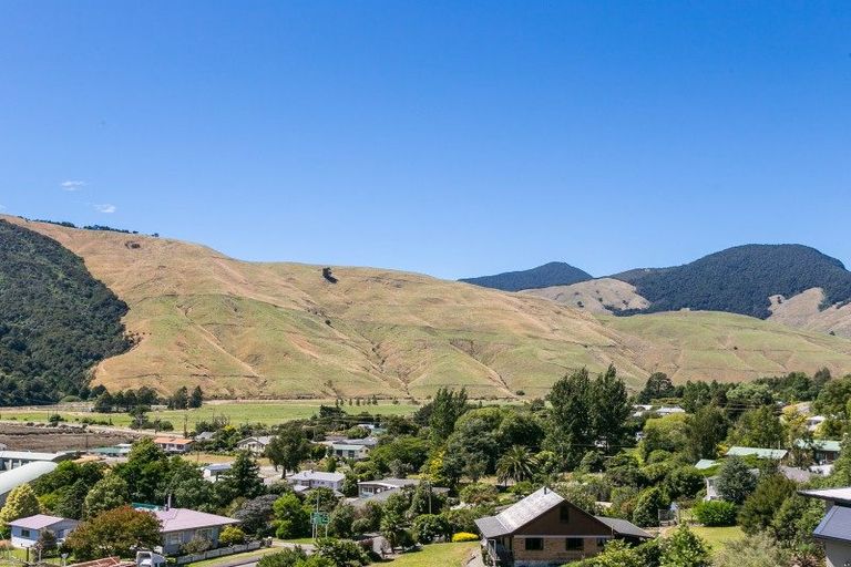 Photo of property in 3 Beach Place, Havelock, 7100