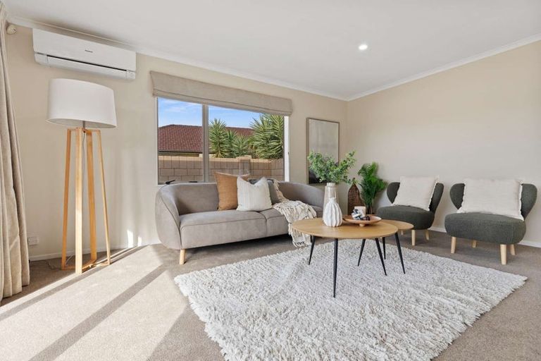 Photo of property in 17 Coles Cove, Papamoa Beach, Papamoa, 3118