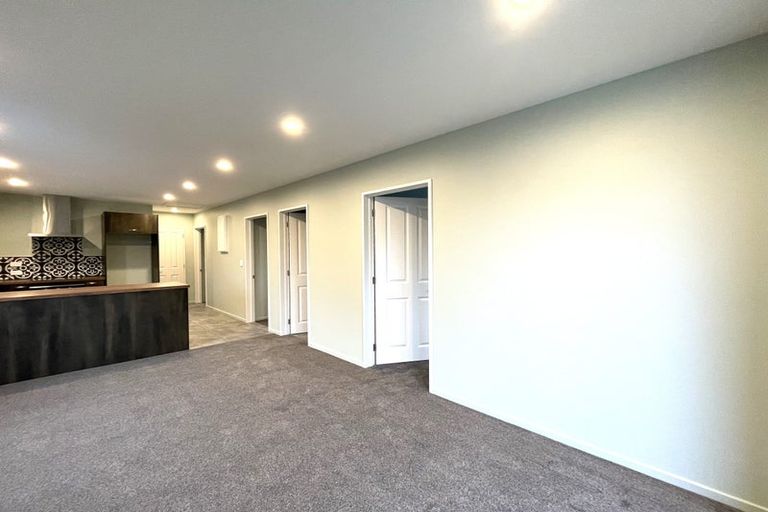 Photo of property in 95b Epsom Road, Sockburn, Christchurch, 8042