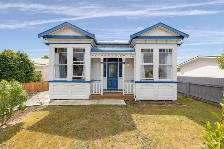 Photo of property in 104 Gibbons Street, Ebdentown, Upper Hutt, 5018