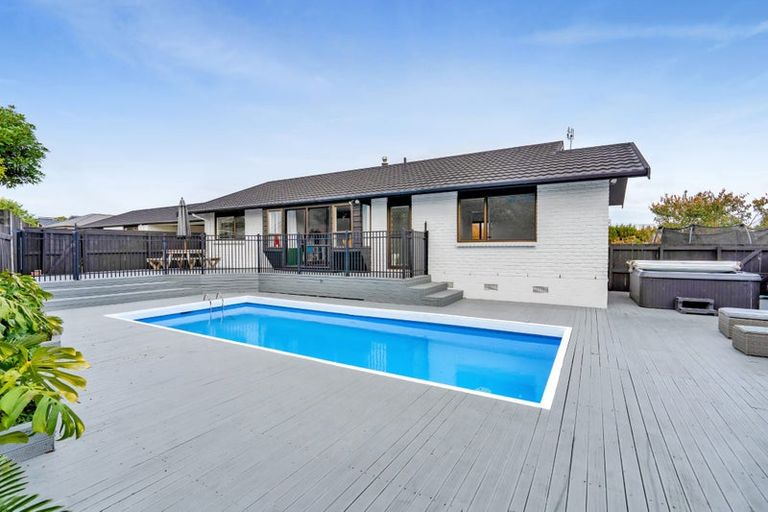 Photo of property in 13a Karamea Street, Whalers Gate, New Plymouth, 4310