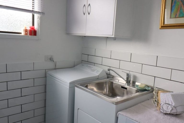 Photo of property in 10 Hunter Street, Karamea, 7893