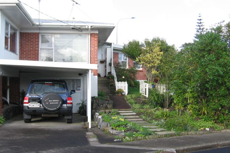 Photo of property in 1 Elizabeth Place, Mairangi Bay, Auckland, 0630