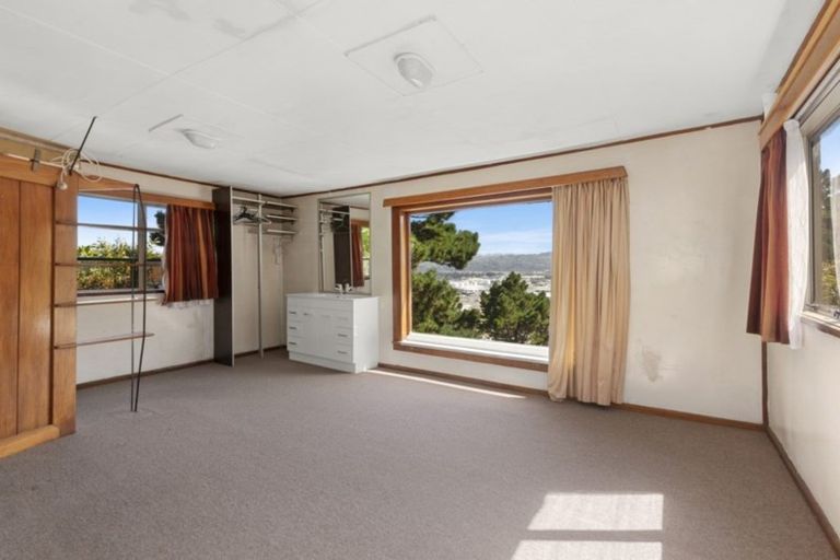 Photo of property in 21 Nikau Road, Point Howard, Lower Hutt, 5013