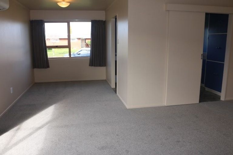 Photo of property in 34 Pencarrow Street, Highbury, Palmerston North, 4412