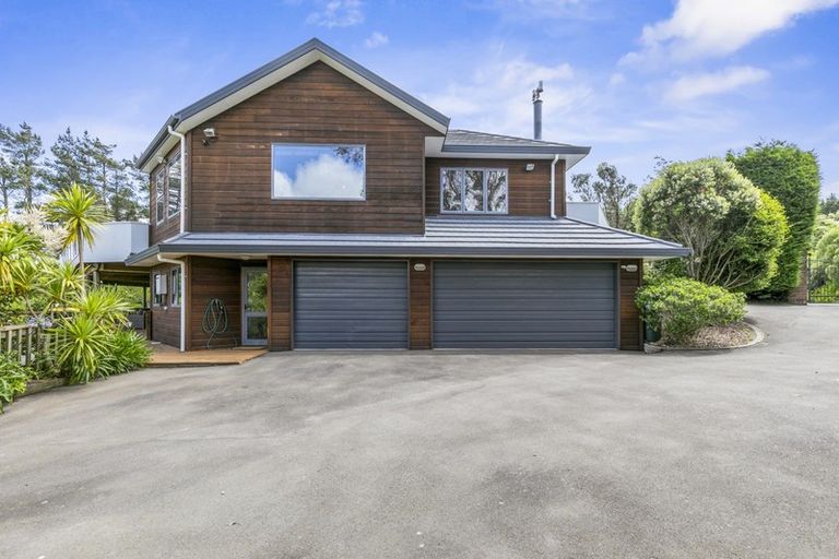 Photo of property in 2 Crestview Grove, Belmont, Lower Hutt, 5010