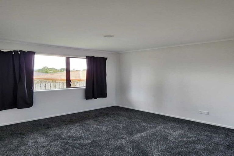 Photo of property in 37 Metcalfe Road, Ranui, Auckland, 0612
