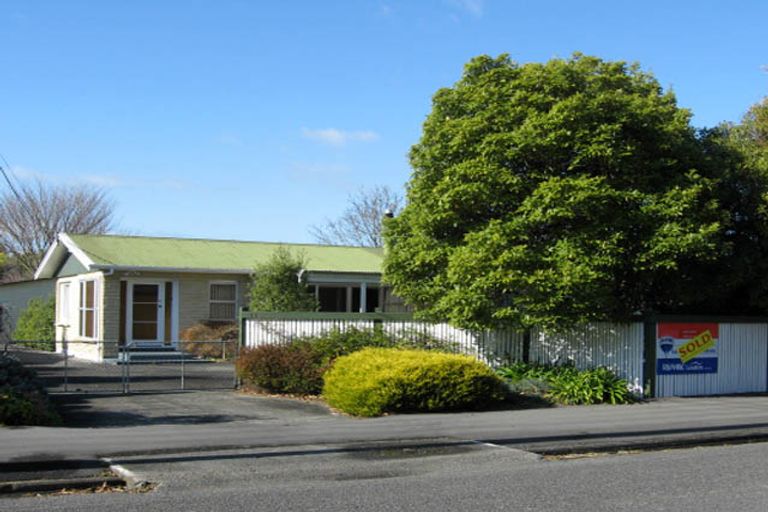 Photo of property in 19 East Street, Greytown, 5712