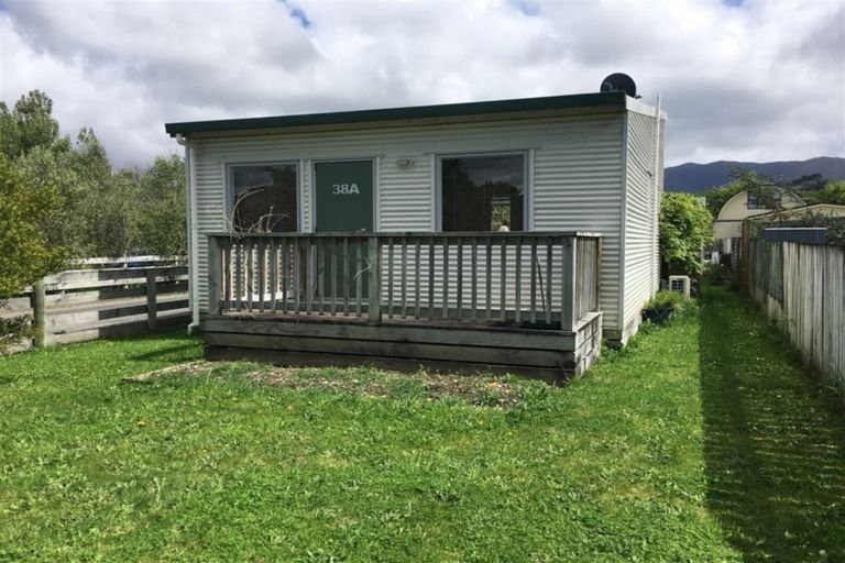 Photo of property in 38a Waite Street, Featherston, 5710