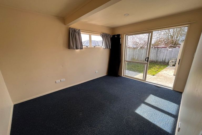 Photo of property in 8 Finsbury Street, Islington, Christchurch, 8042