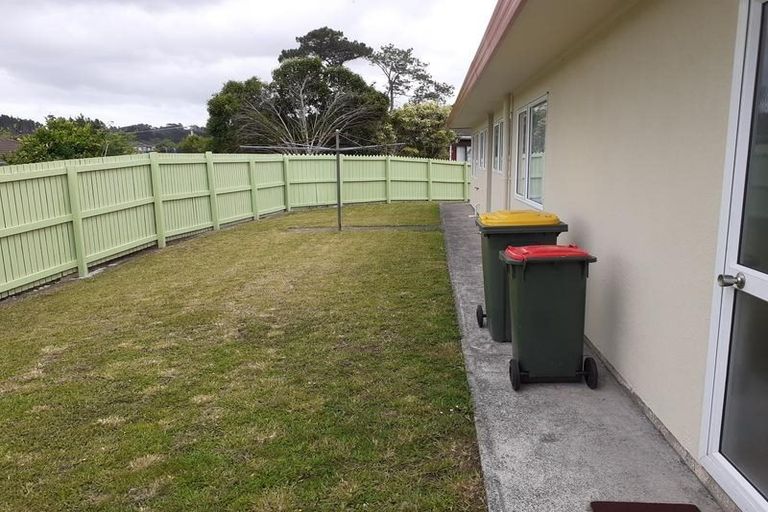 Photo of property in 3 Oakhaven Place, Ranui, Auckland, 0612