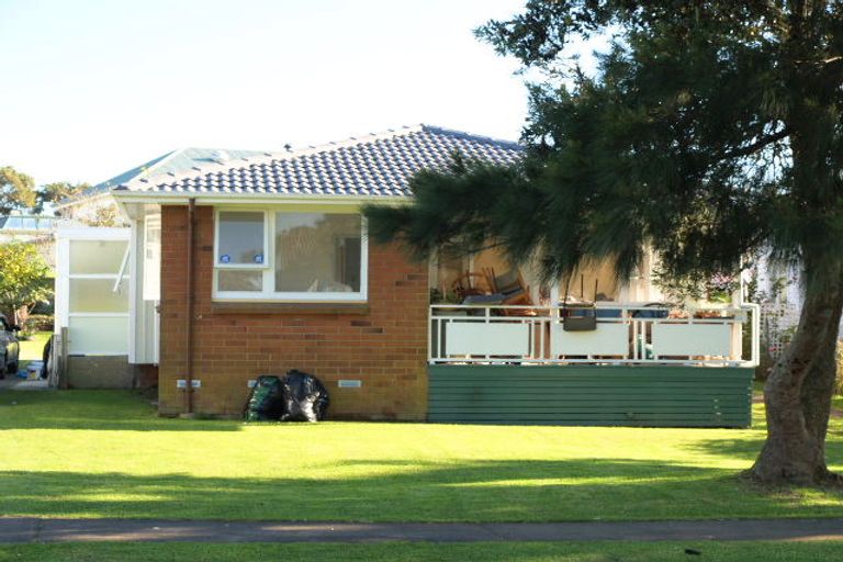 Photo of property in 36 Chalfont Street, Mangere East, Auckland, 2024