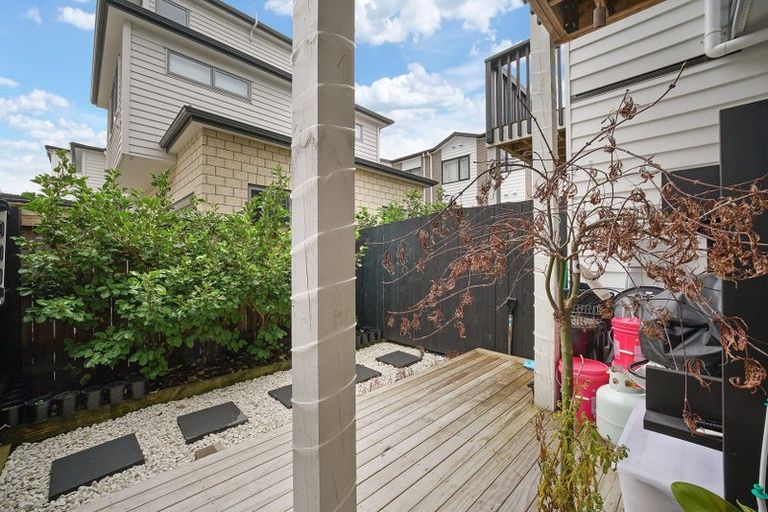 Photo of property in 7/57 Kervil Avenue, Te Atatu Peninsula, Auckland, 0610