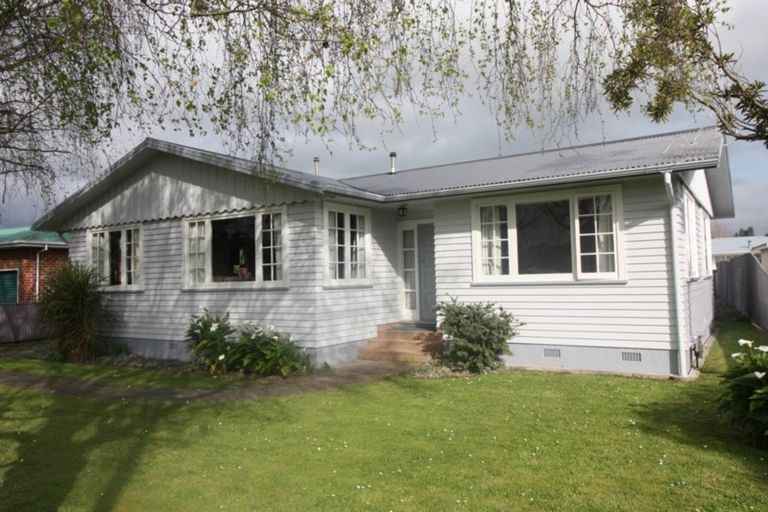 Photo of property in 22 Park Road, West End, Palmerston North, 4412