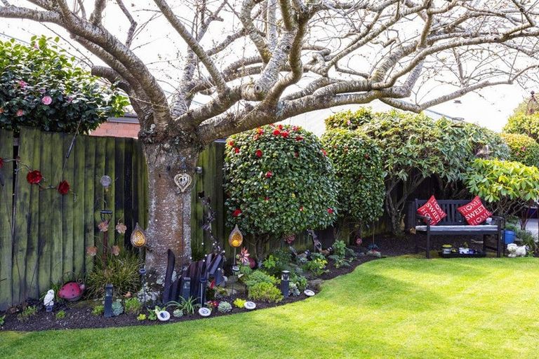 Photo of property in 33 Westlake Drive, Halswell, Christchurch, 8025