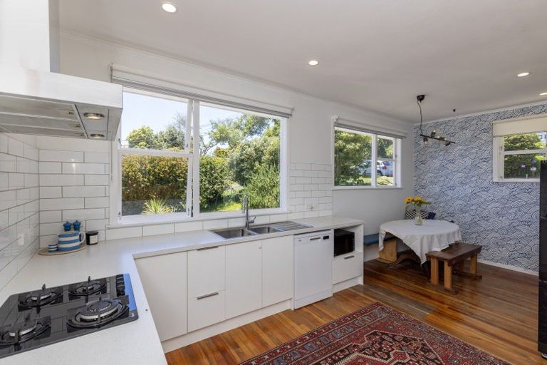 Photo of property in 63 Alexander Road, Raumati Beach, Paraparaumu, 5032