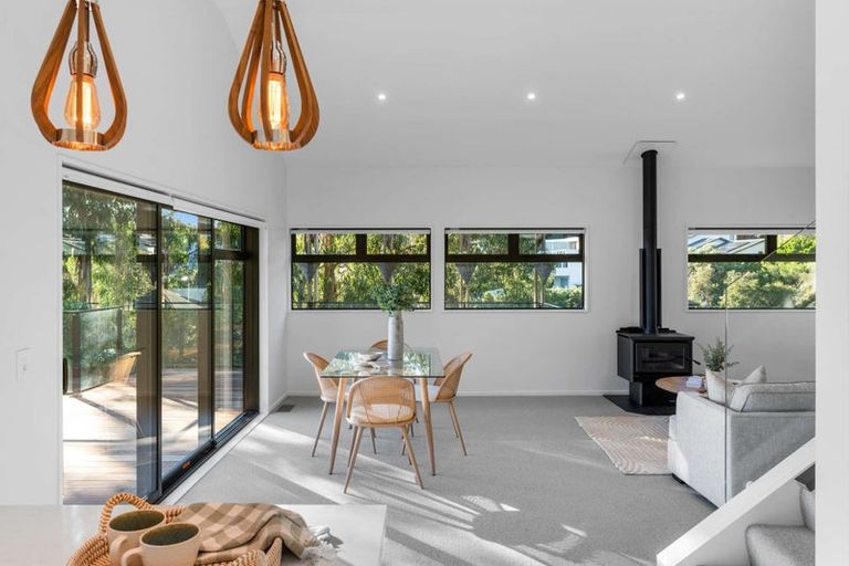 Photo of property in 145 Mount Pleasant Road, Mount Pleasant, Christchurch, 8081