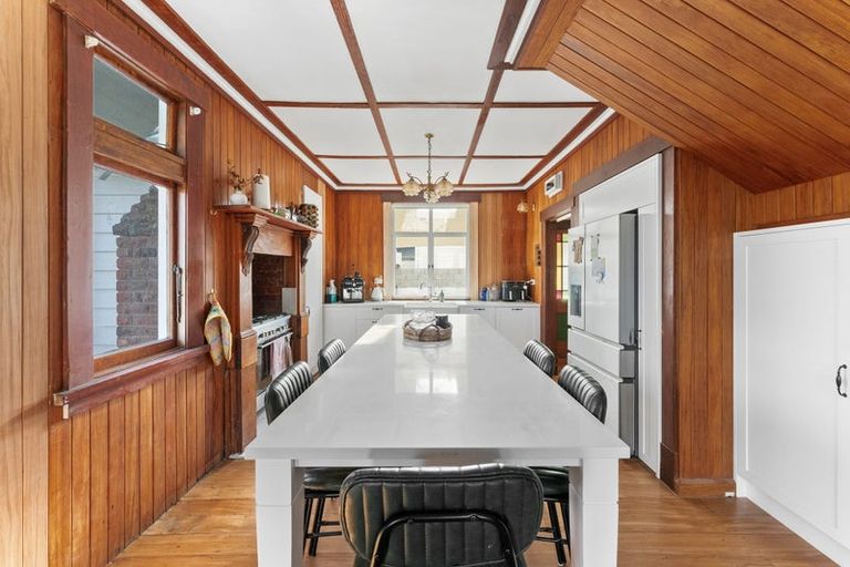 Photo of property in 68 Whiteley Street, Moturoa, New Plymouth, 4310