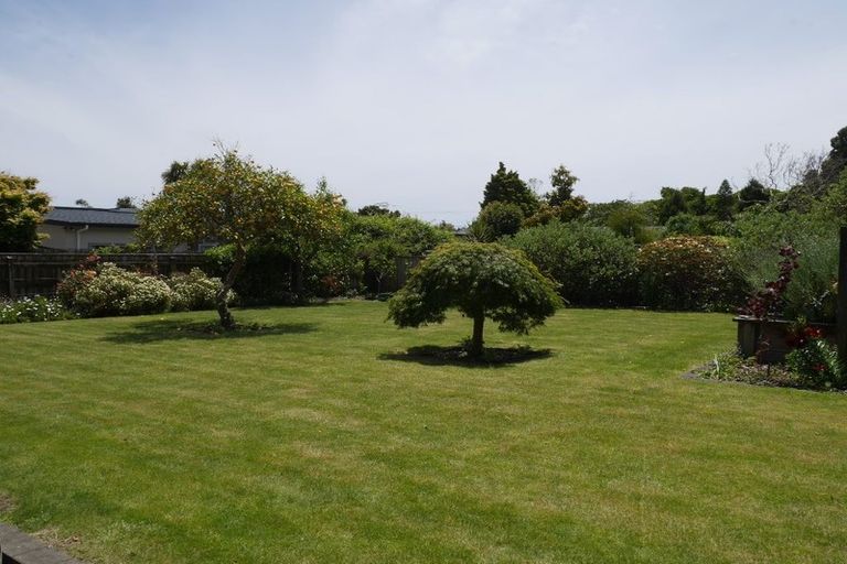 Photo of property in 369 Te Moana Road, Waikanae, 5036