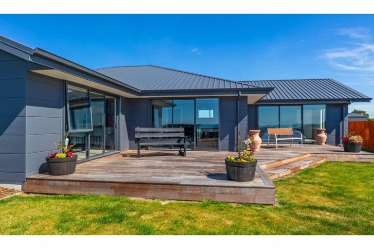 Photo of property in 12 Lancewood Terrace, Oceanview, Timaru, 7910