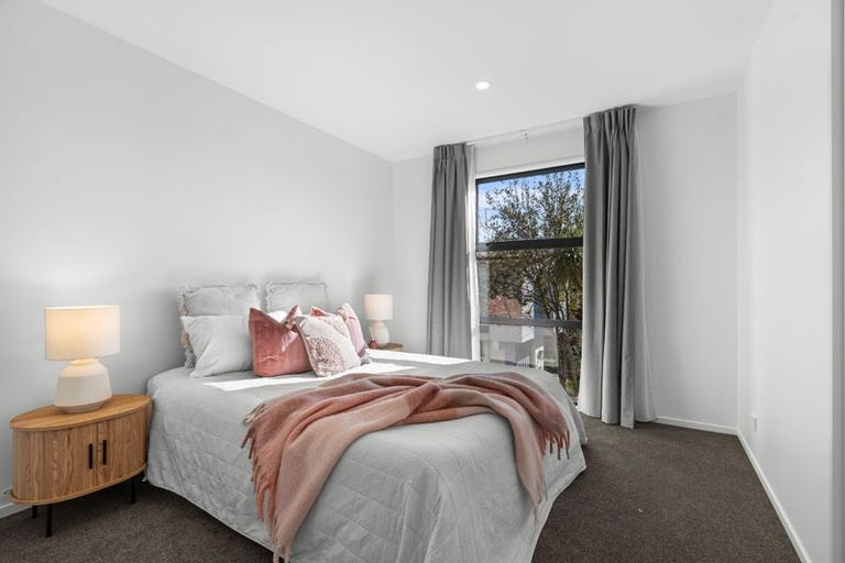 Photo of property in 2/28 Deloraine Street, Somerfield, Christchurch, 8024