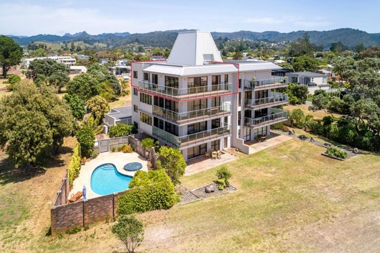 Photo of property in 8/35 Claxton Avenue, Pauanui, Hikuai, 3579