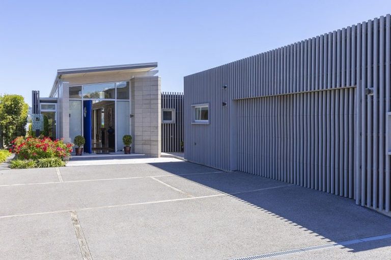 Photo of property in 12 Kurapoto Lane, Rainbow Point, Taupo, 3330