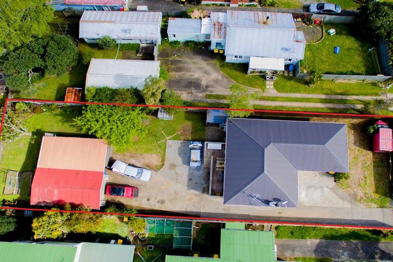 Photo of property in 805 Te Atatu Road, Te Atatu Peninsula, Auckland, 0610